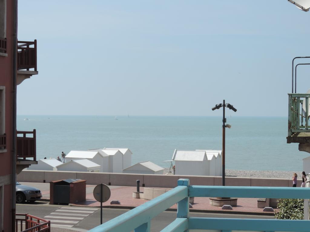 Villa Mes Souvenirs 1Er Etage Wifi Lit Fait Taxe De Sejour Incluse Мер-ле-Бен Экстерьер фото